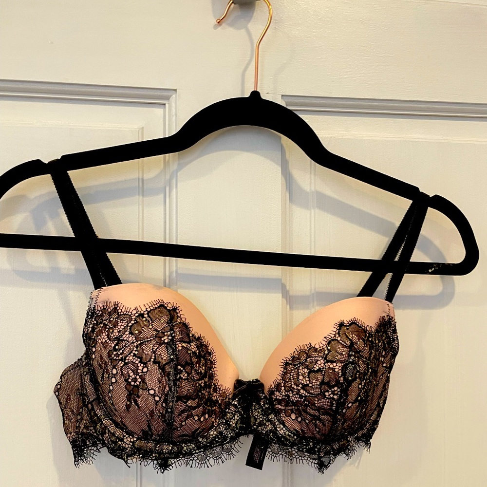 Victoria's Secret Black and Cream Lace Push-Up Bra